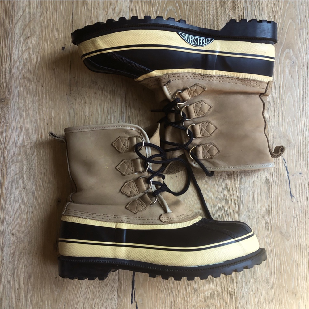 Sorel Caribou Steel shunk boots size 10 steel shank price firm!